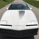 1983 Pontiac Trans-Am Daytona 500 limited edition pace car white on grey (4).jpg