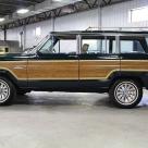 1985 Jeep Grand Wagoneer (AMC) Green paint timber sides SUV images (2).jpg