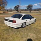 1990 Holden Commodore VB SS V8 white pictures (6) 2021.jpg