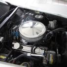 Chevrolet Corvette C3 Stingray engine.jpg