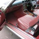 Mercedes 560SL Front seats and dashboard.jpg