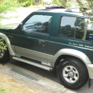 Mitsubishi Pajero Short SWB 3 door NJ green on silver exterior images 1996 (5).png