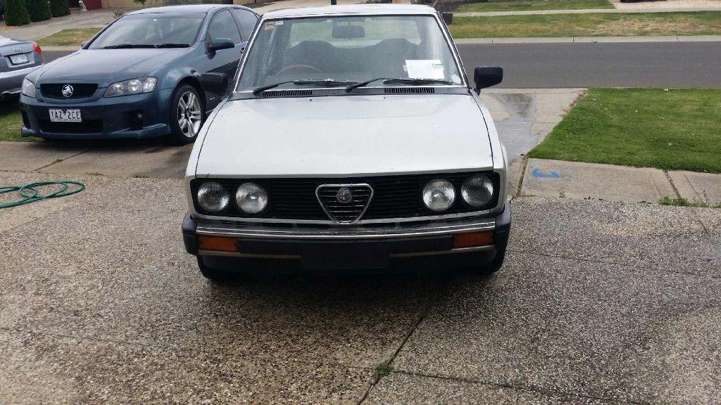  Alpha Romeo Alphetta front grille.jpg