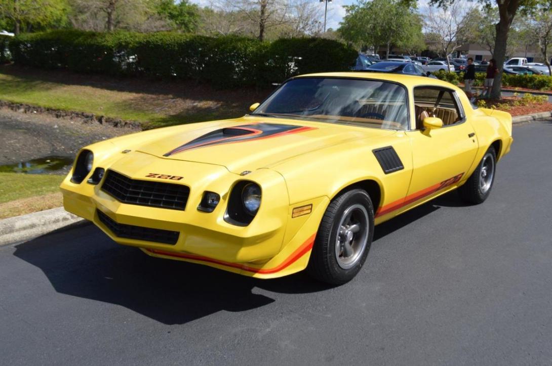 1 Bright yellow 1979 Chev Camero images restored (23).jpg