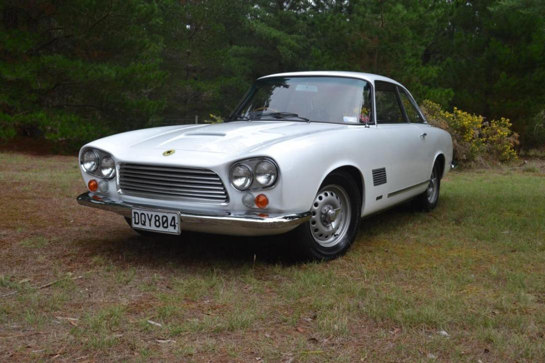 1965 Gordon Keeble Coupe GK1 white images (4).jpg