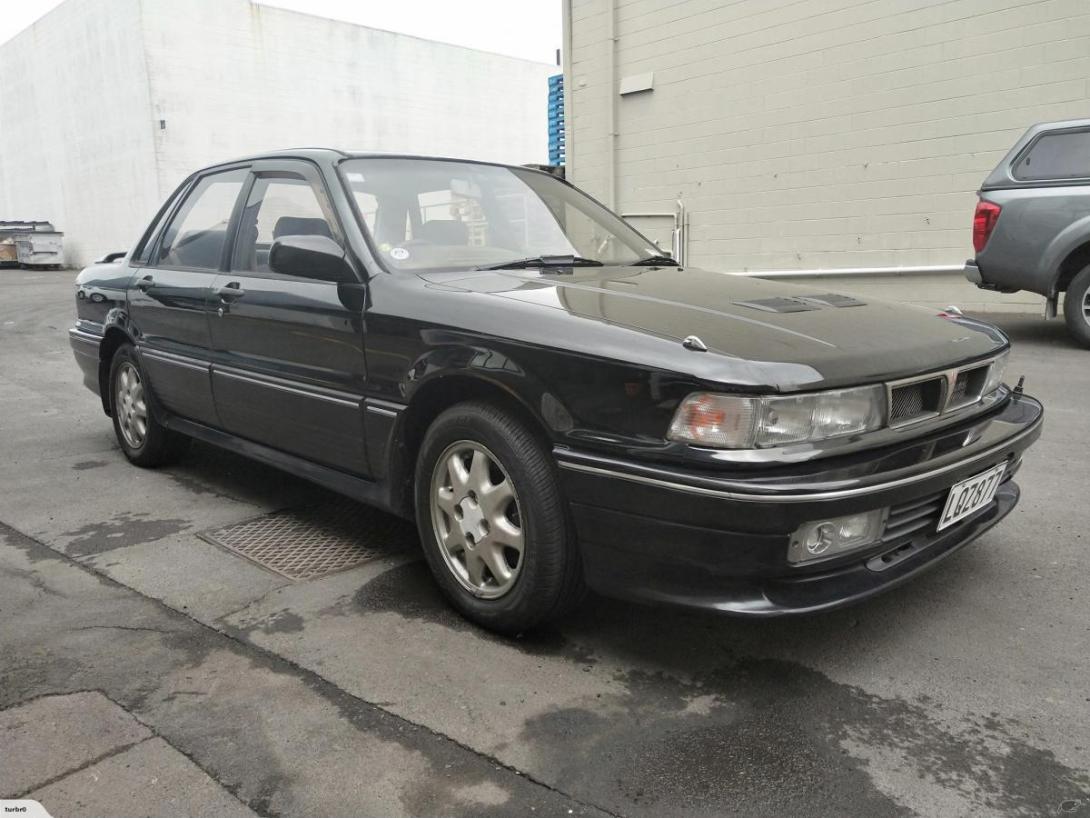 1991 Mitsubishi Galant VR-4 sedan black images 2019 (1).jpg