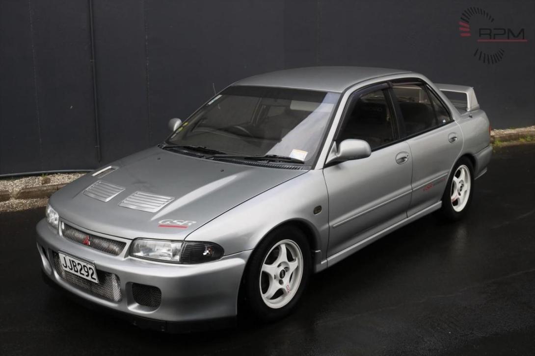Original Mitsubishi Lancer Evolution II (Evo 2) silver NZ images 1994 (1).jpg